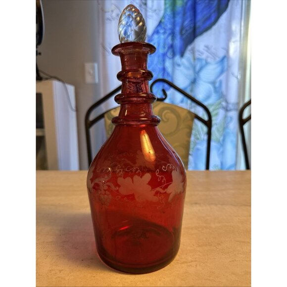 Victorian Dip Moulded Engraved Ruby Glass Decanter With Stopper - Picture 12 of 12